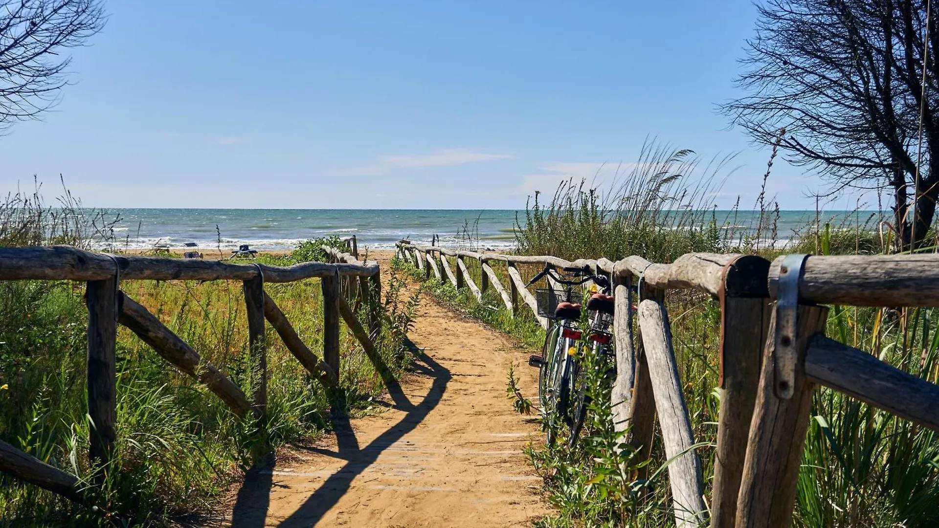 Lovely Flat With Garden In A Residence - Beahost Bibione Italien